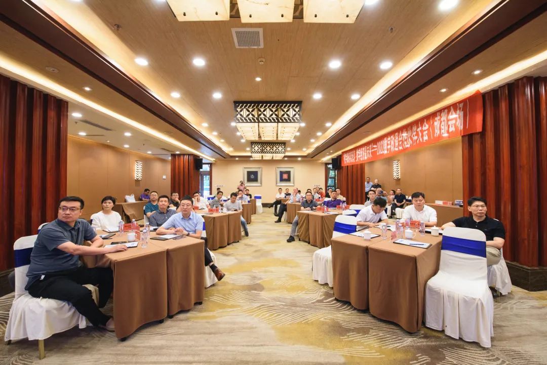 1657605190160055.jpg ea8f650776859a5debb7ca0caf800d08.jpg